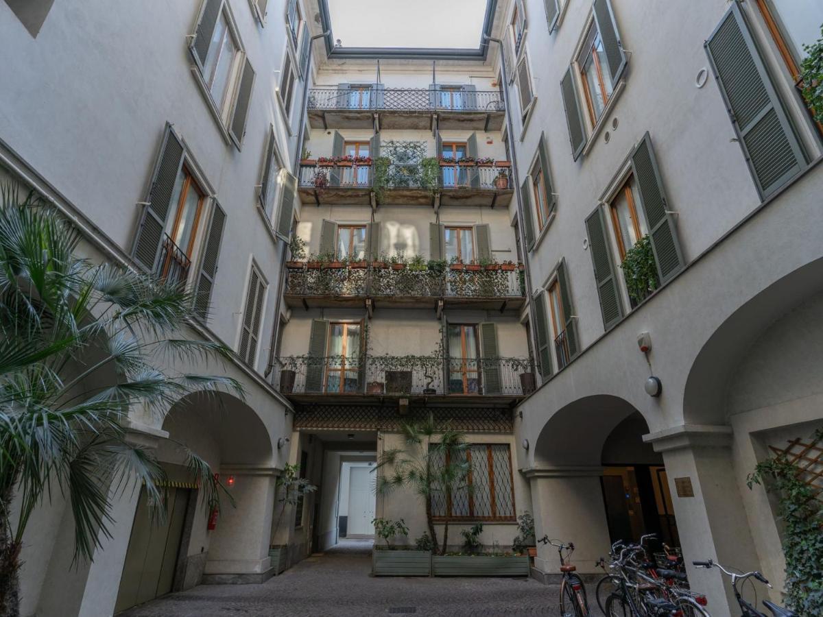 The Best Rent - Gorgeous Two-Bedroom Apartment In Porta Nuova District Milano Eksteriør bilde