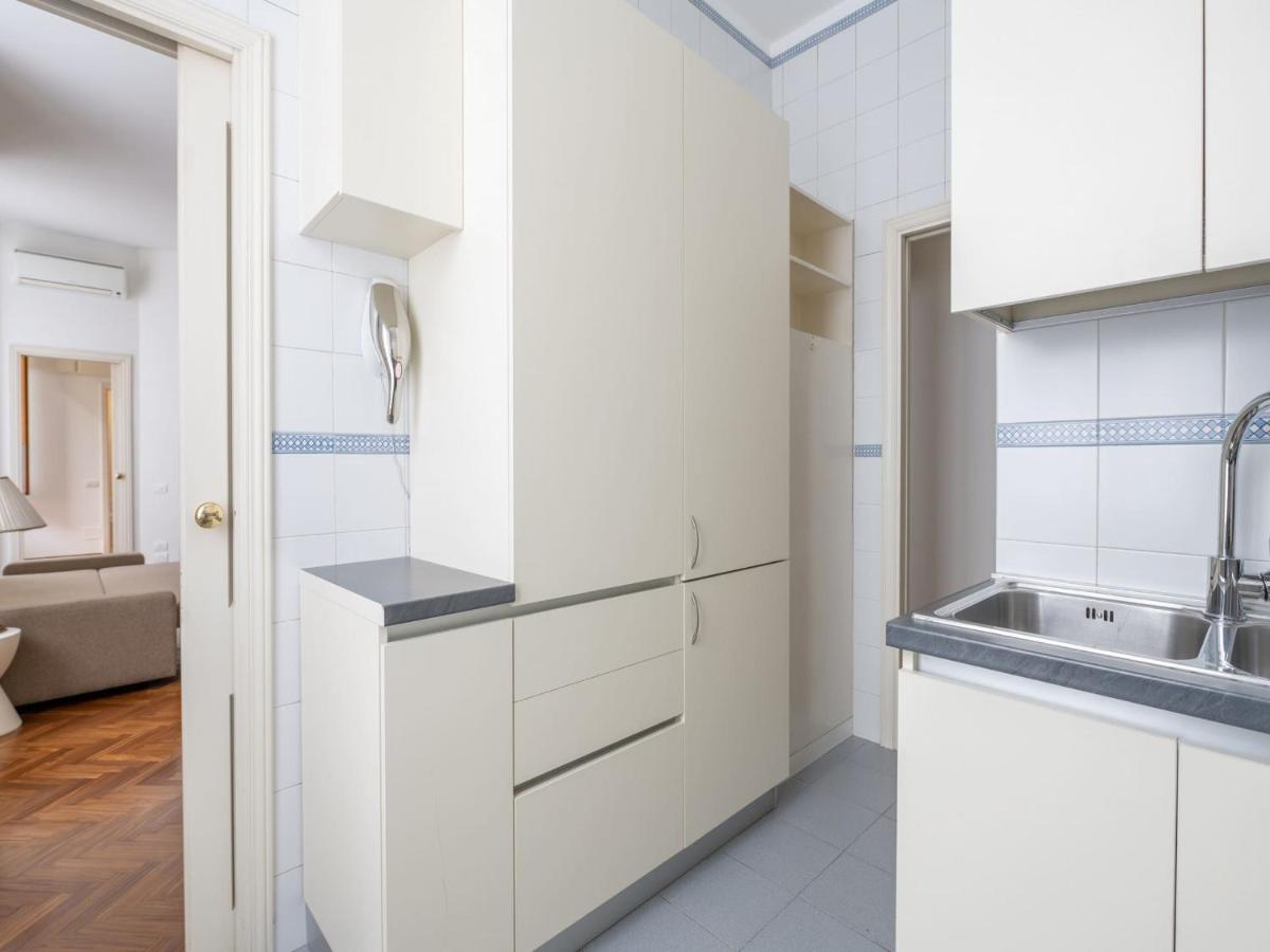 The Best Rent - Gorgeous Two-Bedroom Apartment In Porta Nuova District Milano Eksteriør bilde